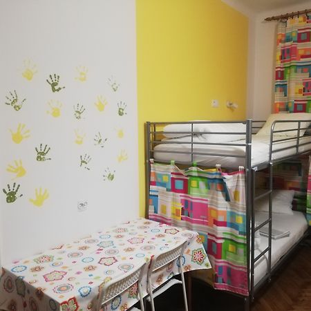 Lorf Hostel&Apartments Krakow Luaran gambar