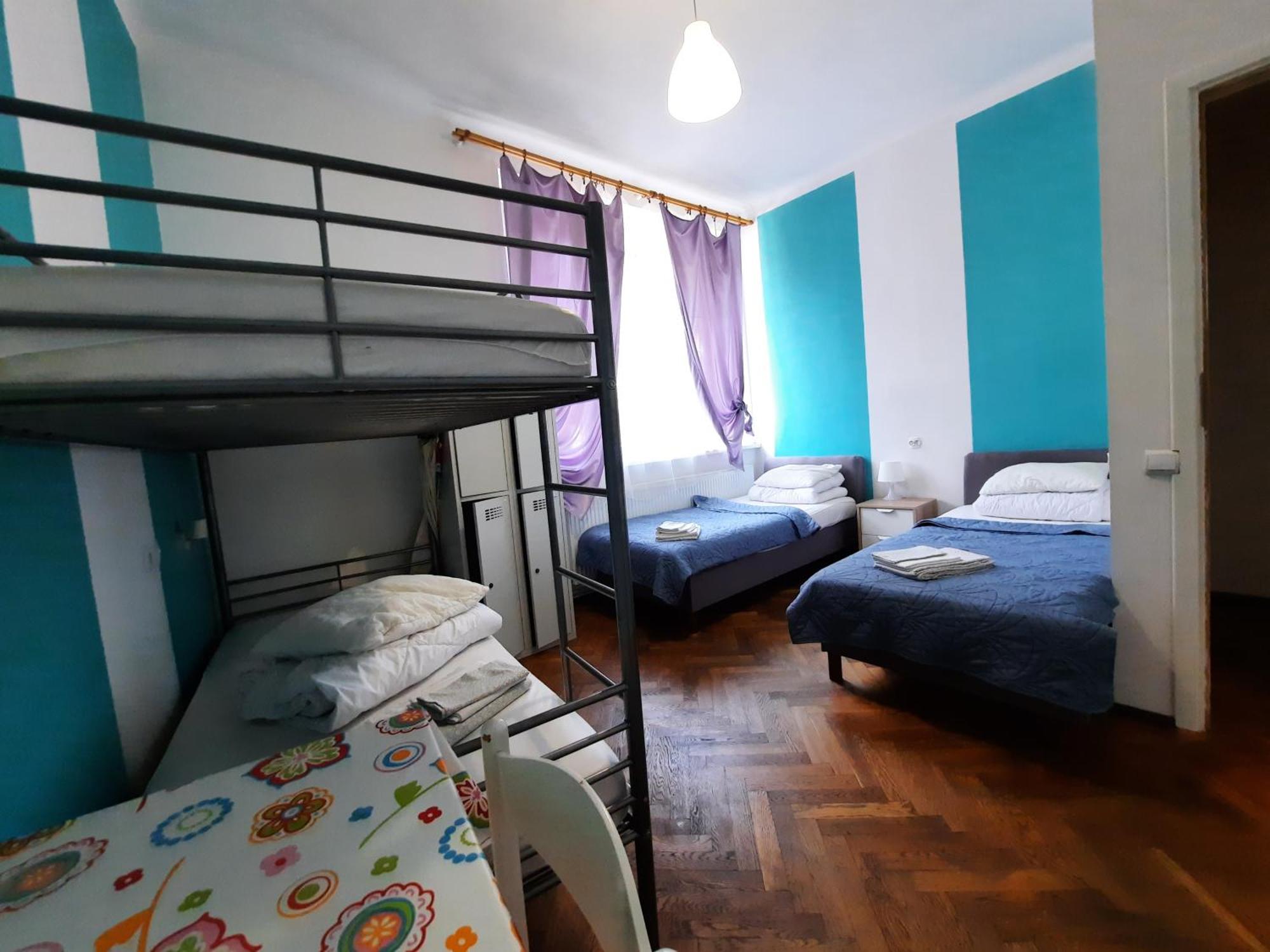 Lorf Hostel&Apartments Krakow Luaran gambar