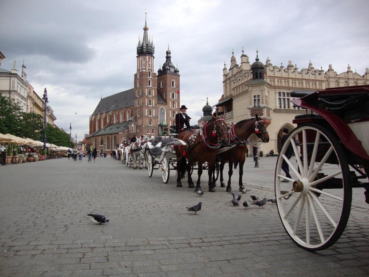 Lorf Hostel&Apartments Krakow Luaran gambar